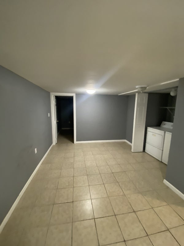 'Basement apartment with separate entrance' Room to Rent from SpareRoom
