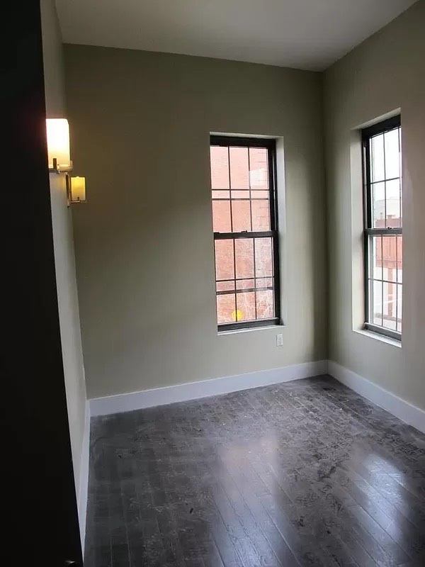 'Bedroom Available Bushwick, 1 year lease' Room to Rent from SpareRoom