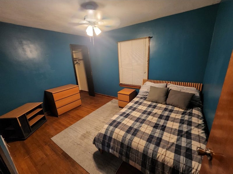 'Private room in 2 bedroom home in Cicero' Room to Rent from SpareRoom
