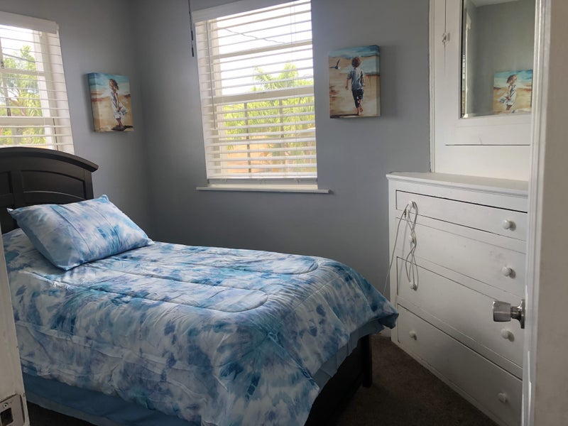 'Private room in downtown Ft Lauderdale ' Room to Rent from SpareRoom