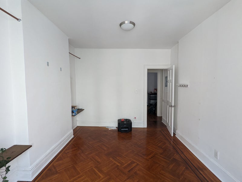 'Room to sublet in beautiful apartment' Room to Rent from SpareRoom