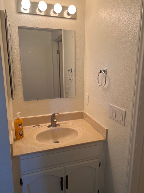 'Master bedroom private bathroom ' Room to Rent from SpareRoom