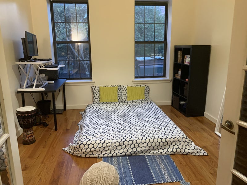 'Beautiful sunlit room in Bedstuy' Room to Rent from SpareRoom
