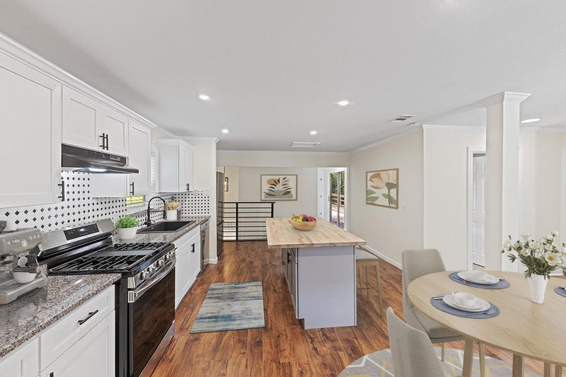 'One of a Kind North Oak Cliff home with fenced bac' Room to Rent from