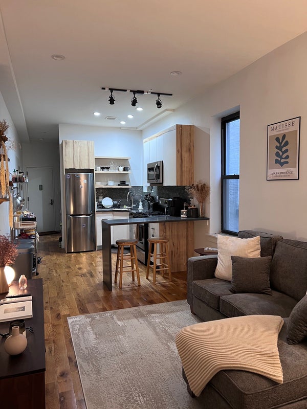 'Bedstuy 1 Bedroom available in 3 bed / 2 bath! ' Room to Rent from