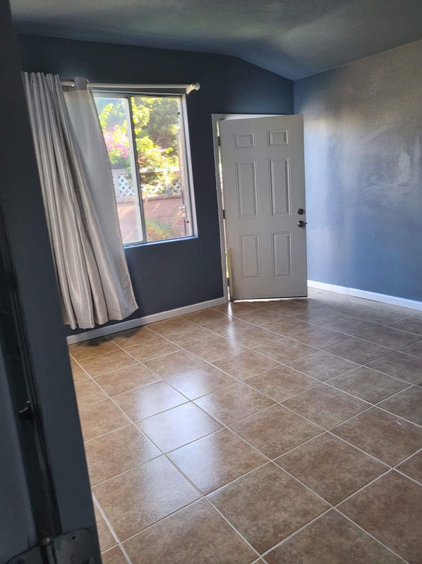 'Room For Rent 900 Anaheim' Room to Rent from SpareRoom
