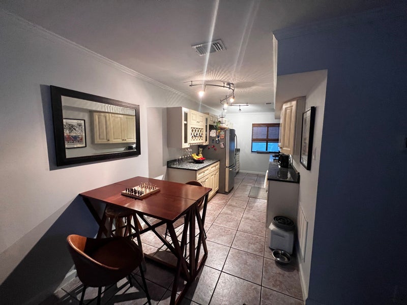 'Jax beach townhouse steps from ocean' Room to Rent from SpareRoom