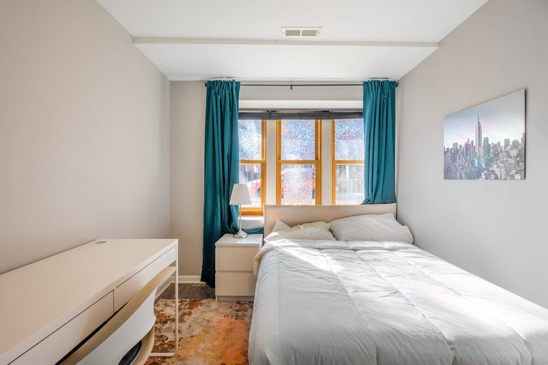 'Roomy Full Bedroom In Logan Square C' Room to Rent from SpareRoom