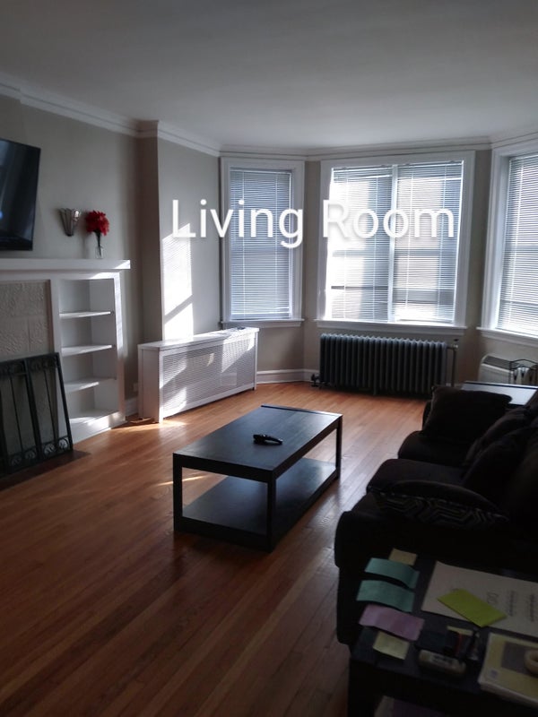 '1 bedroom for sublease in Hyde Park' Room to Rent from SpareRoom
