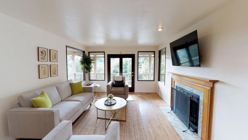 'Gorgeous Phinney Ridge Home With Beautifully Land' Room to Rent from ...