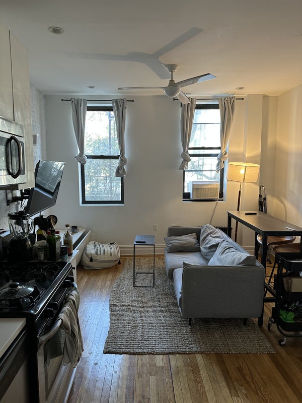 'Private Room In Greenpoint' Room to Rent from SpareRoom