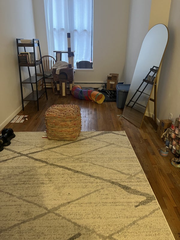 'Short termLarge room unfurnishedwest 113th st' Room to Rent from