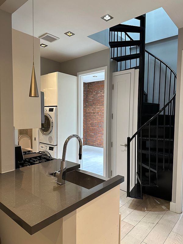 'No Brokers Fee 3 Rooms East Harlem New' Room to Rent from SpareRoom