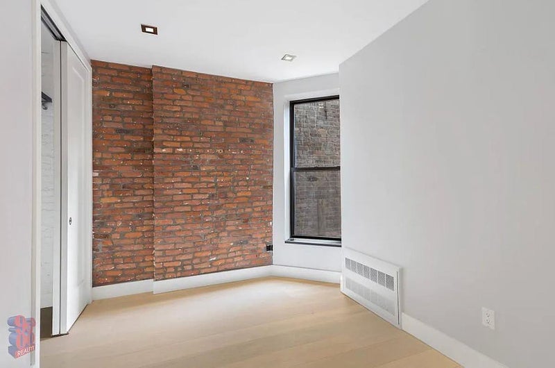 'No Brokers Fee True Upper West 3 Rooms' Room to Rent from SpareRoom