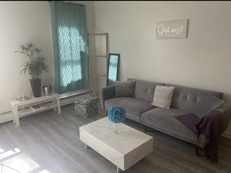 '1 Bedroom Apartment For Sublease 2000' Room to Rent from SpareRoom