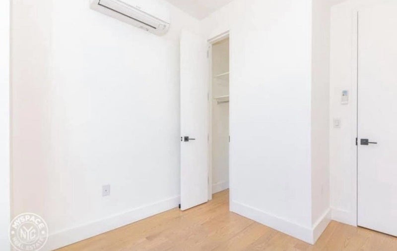 'Looking for a female roommate replacement ' Room to Rent from SpareRoom