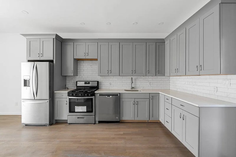 'Ultra convenient room in quiet crown heights' Room to Rent from SpareRoom