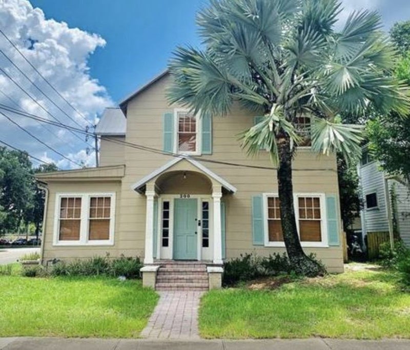 'Rooms 4 Rent Beautiful Historic Home Dwntn Deland' Room to Rent from