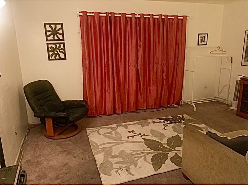 'Large Room in a duplex in PB 50 feet to the beach' Room to Rent from SpareRoom