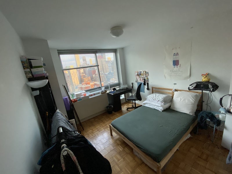 '2 Bedrooms Available in Luxury Building' Room to Rent from SpareRoom
