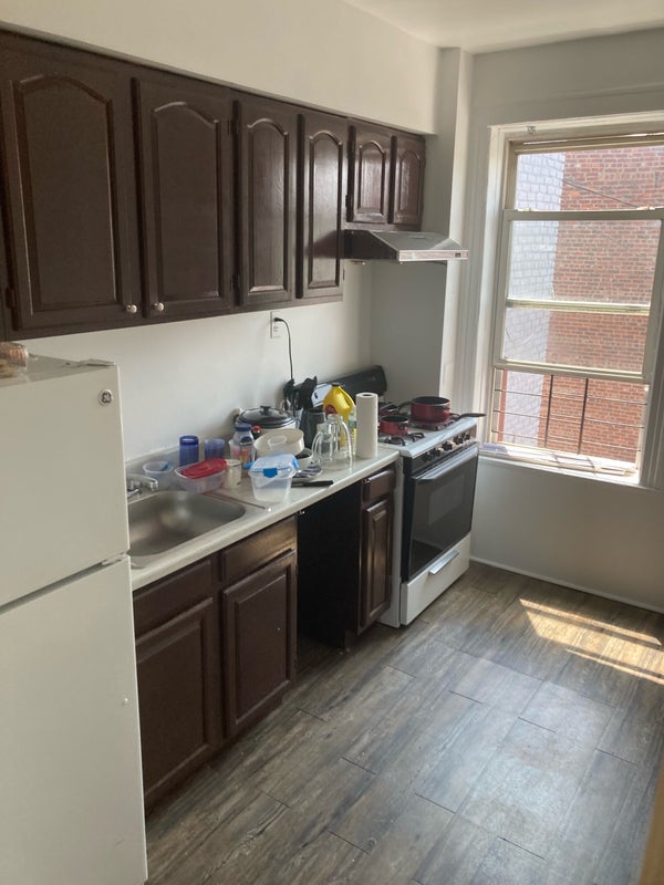 '775/Mo Seeking Roommate Gravesend South Brooklyn ' Room to Rent from