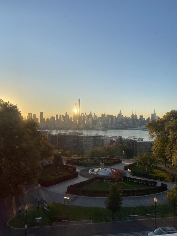 'Summer Rental with Amazing Manhattan View WNY, NJ' Room to Rent from