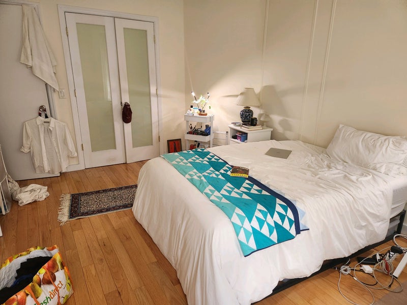 'Room available in UES from July 1st for 1300' Room to Rent from SpareRoom