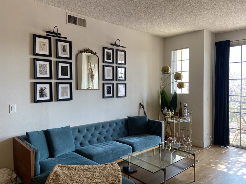 'Centrally Located Miracle Mile Apartment ' Room to Rent from SpareRoom