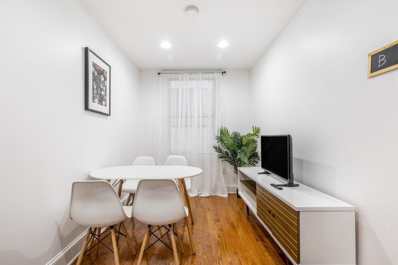 'Room in Gramercy on a flexible lease' Room to Rent from SpareRoom