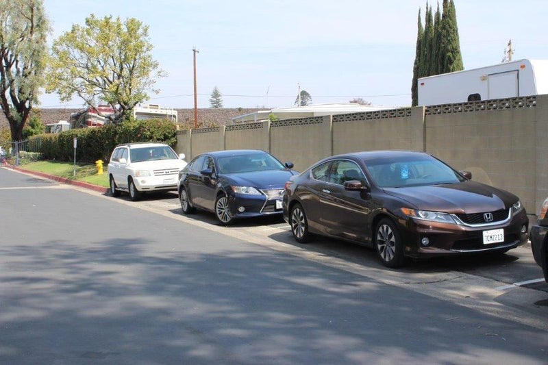 'Room for rent in townhome Tustin, CA' Room to Rent from SpareRoom