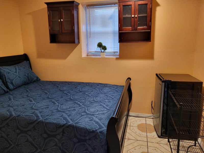 '1br Furnished room for rent in Roosevelt NY' Room to Rent from SpareRoom