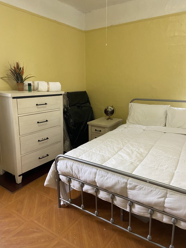 'Room in inwood' Room to Rent from SpareRoom