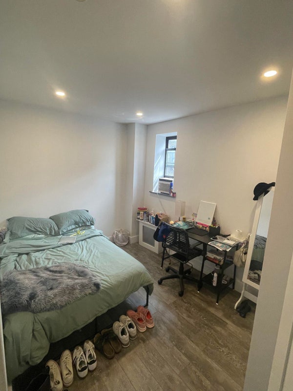 'Room for rent in Forest Hills/Kew Gardens' Room to Rent from SpareRoom