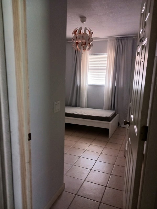 Rooms For Rent Private Entrance