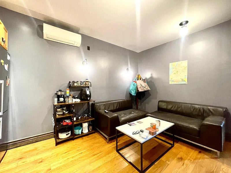 'Two rooms in charming Bushwick apt, available 8/1' Room to Rent from