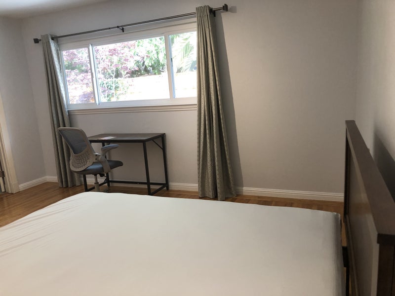 'Furnished, remodeled master bedroom ' Room to Rent from SpareRoom