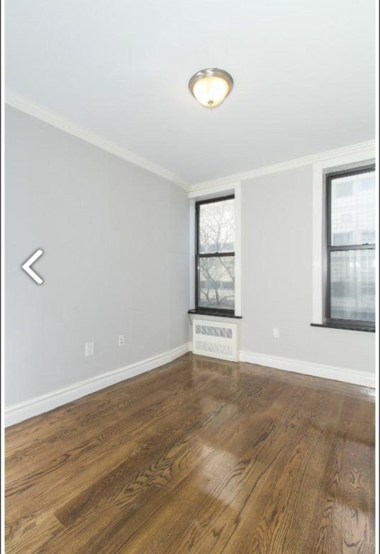 'No Brokers Fee Stunning 3 Rooms Hell’S Kitchen' Room to Rent from