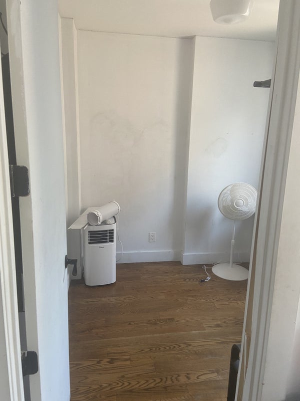 'Room for rent ! Asap!! ' Room to Rent from SpareRoom