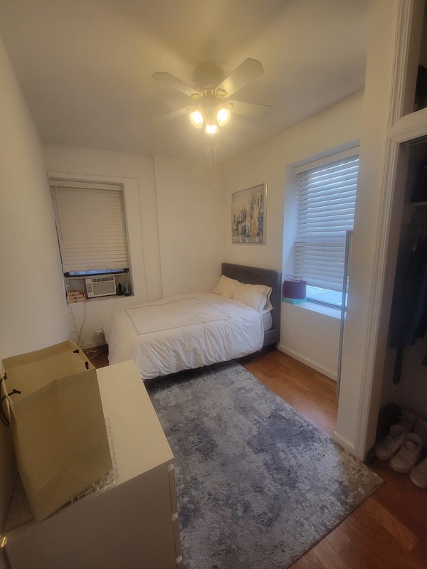 Apartment in Lenox Hill' Room to Rent from SpareRoom