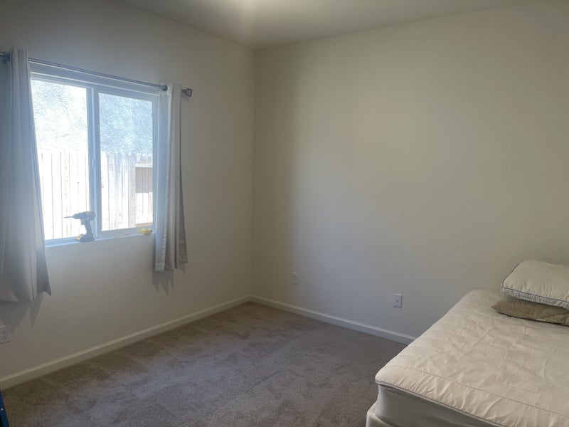 'Room for Rent in small town between two cities' Room to Rent from