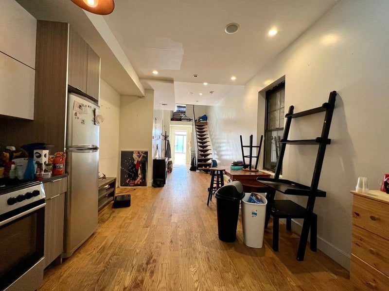 ' Troutman 1050' Room to Rent from SpareRoom