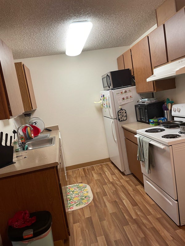 'Looking for female roommate in Tualatin!!' Room to Rent from SpareRoom