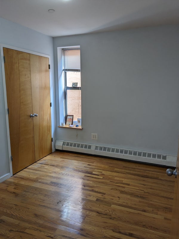 'Larger Room close to Myrtle/Wyckoff station' Room to Rent from SpareRoom