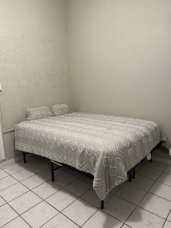 'Casselberry House' Room to Rent from SpareRoom