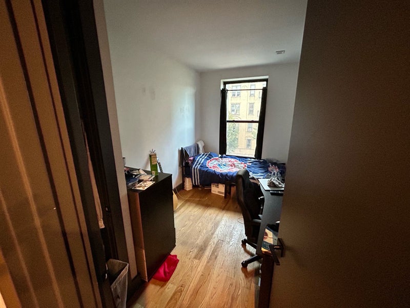 'Room available in spacious Bushwick apartment' Room to Rent from SpareRoom