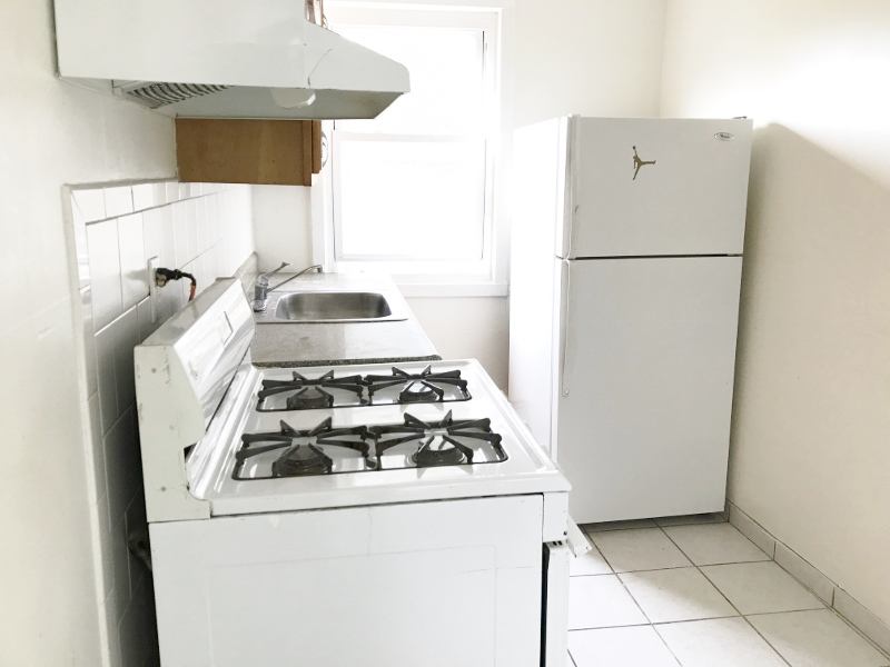 'Large room in Journal Square in Jersey City NJ' Room to Rent from