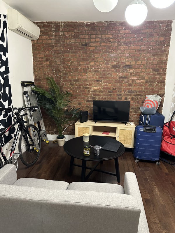 'Room in South Prospect Park 800 ( movein ASAP)' Room to Rent from