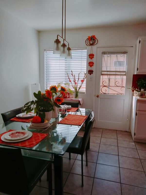 'Large Room For Rent Utilities Included' Room to Rent from SpareRoom