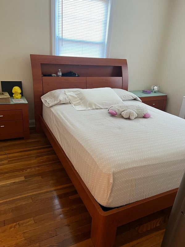 'Spacious Room For Rent In Flushing Queens' Room to Rent from SpareRoom