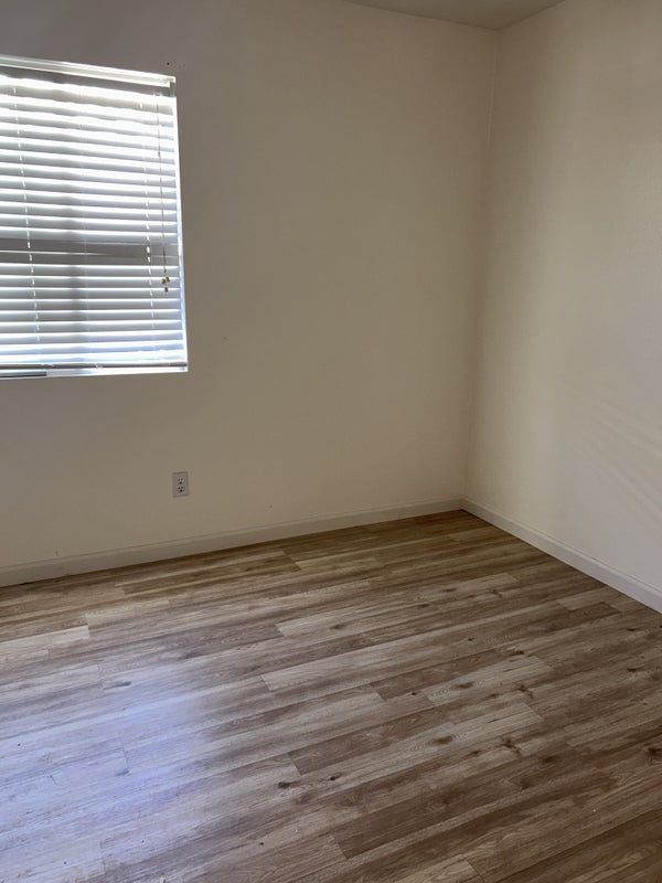 'Unfurnished room for rent with private bathroom ' Room to Rent from